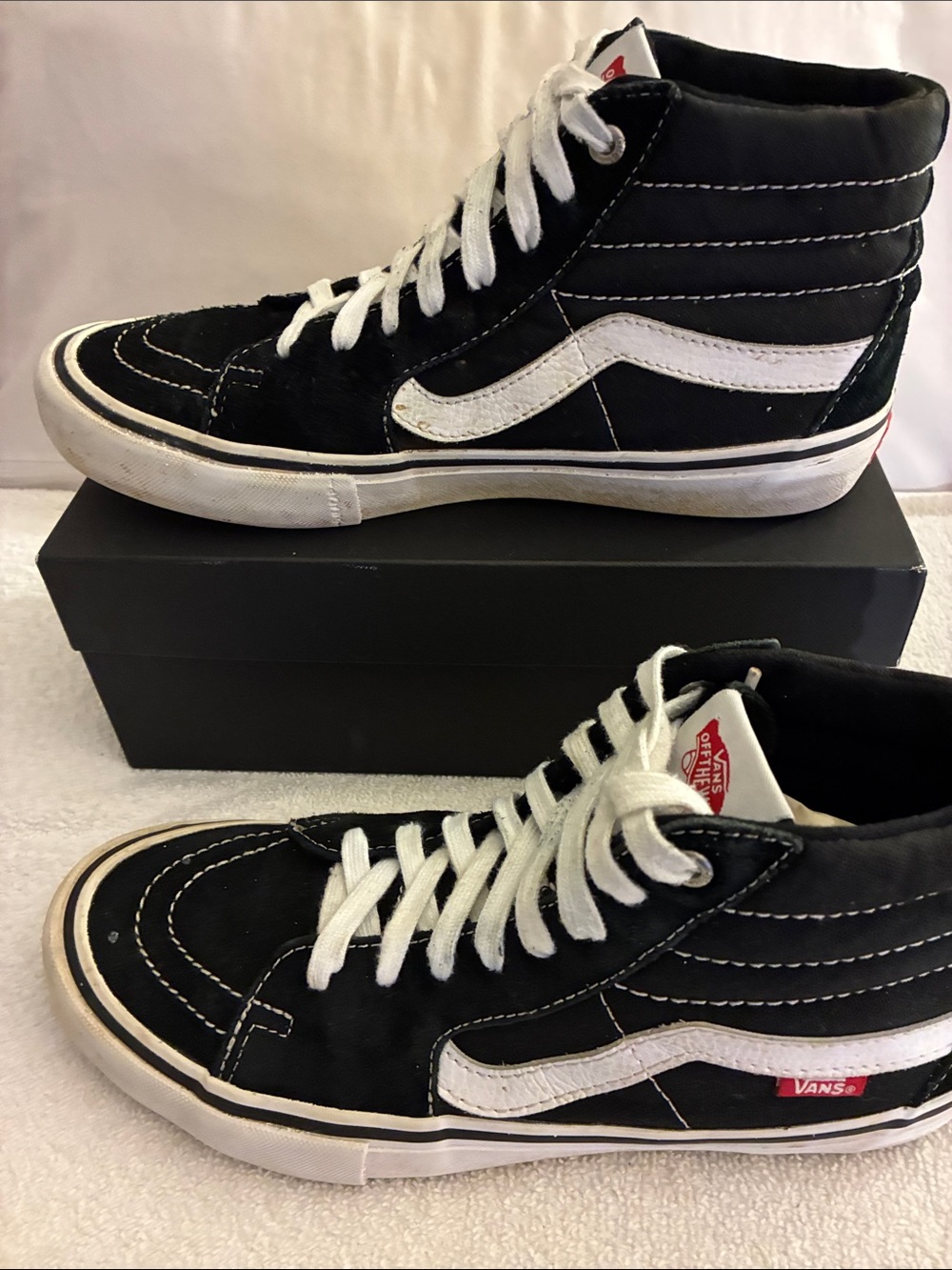Pre-owned Vans SK8-Hi Black & White High-Top Skate Sneakers canvas &suede upper